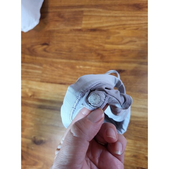 Lululemon Free To Be Serene Bra Women's 2 Beige W2AJ5S Athletic Stretch - Picture 3 of 3